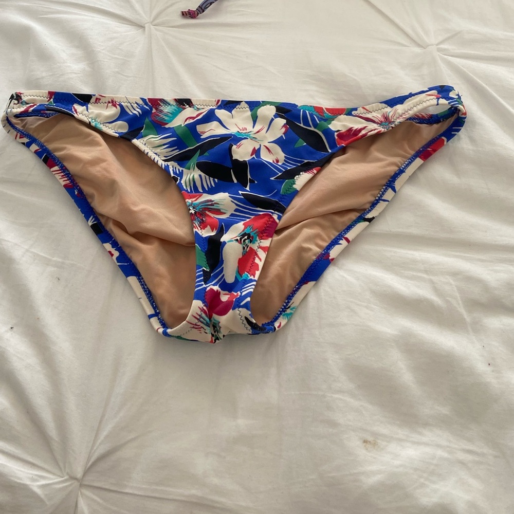 swimsuit bottoms